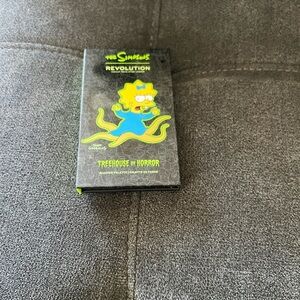 Revolution Mini Shadow Palette with Neon Green Accents